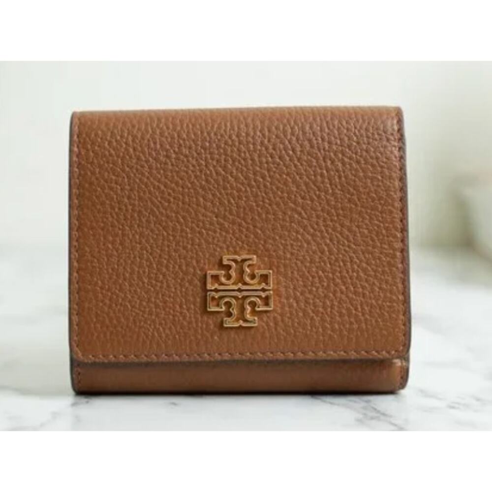 TORY BURCH Britten Compact Wallet NWT - Picture 1 of 5
